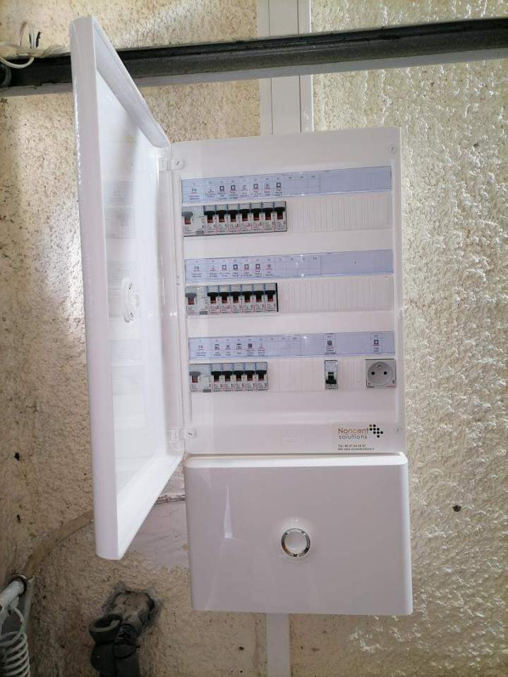Installation de coffret électrique Creil